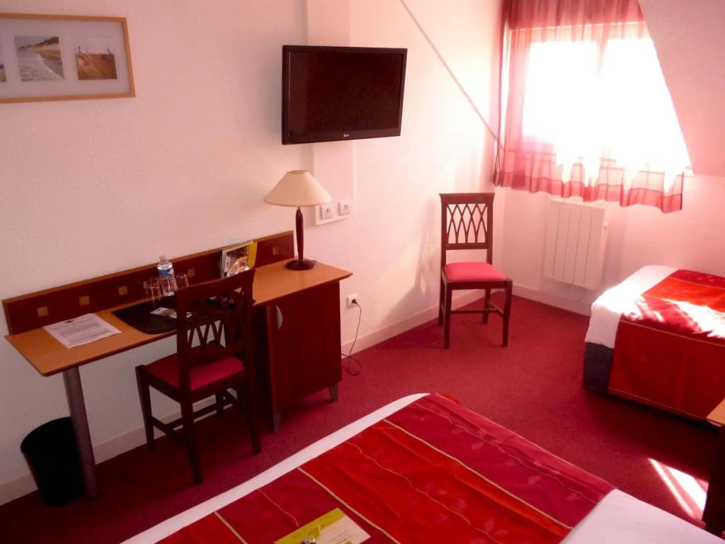 Hotel Le Châteaubriant - Photo 5