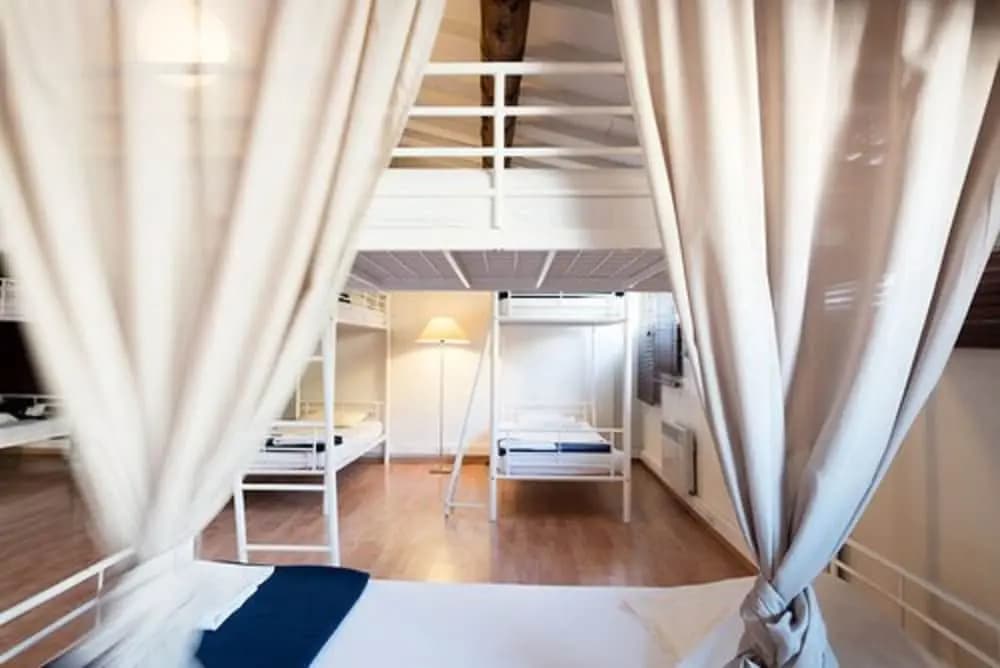 Vertigo Hostel Marseille - Photo 4
