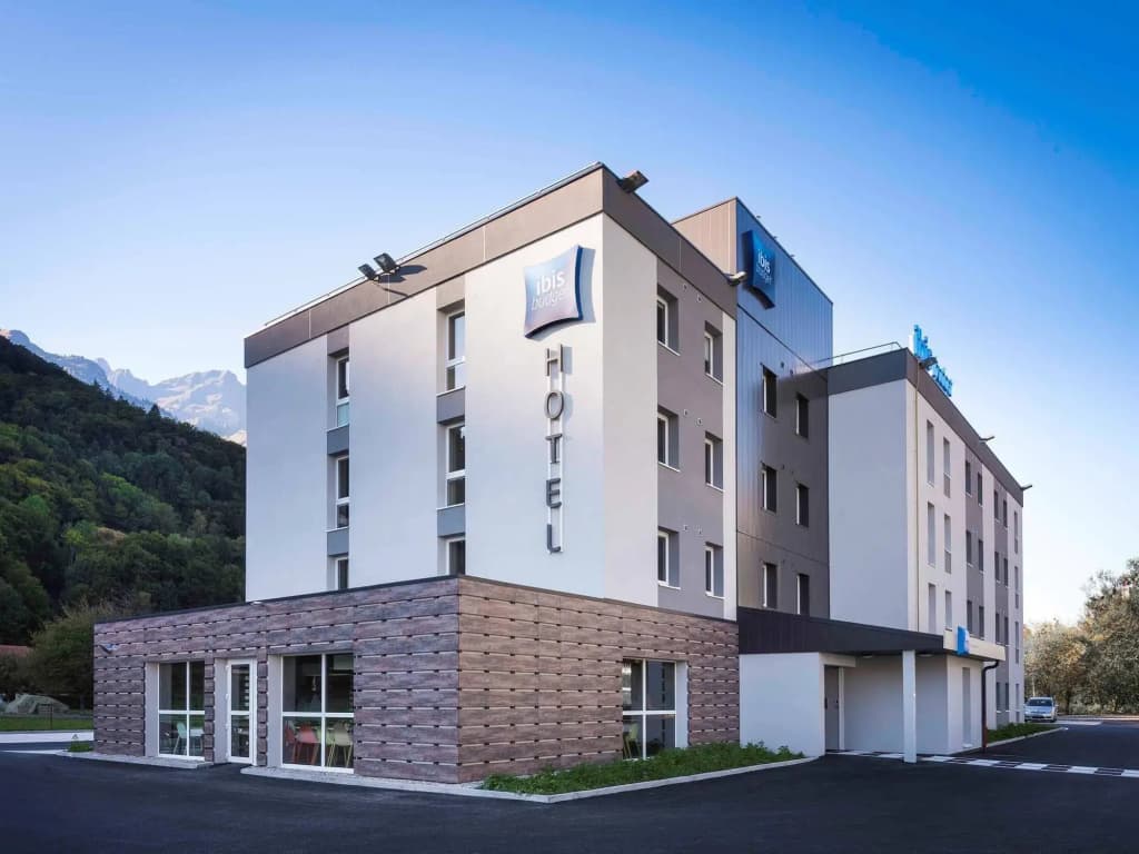 ibis budget Sallanches Pays du Mont Blanc - Photo 1