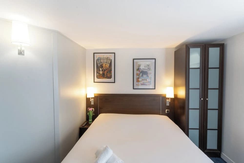 Hôtel Kyriad Nantes Est - Carquefou - Photo 1