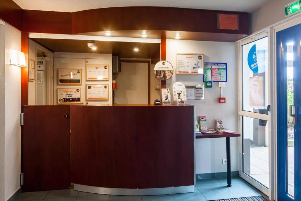 B&B HOTEL Dieppe - Photo 2