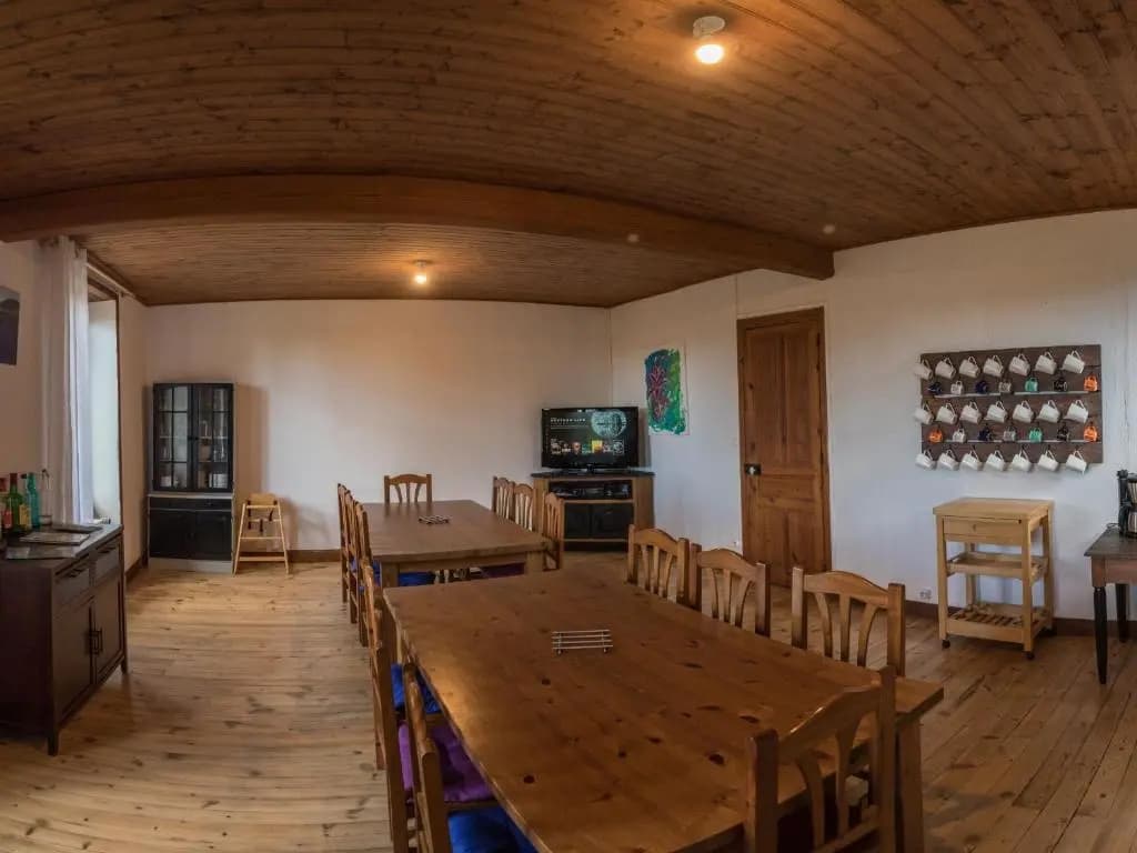 Gîte Le Chambon-sur-Lignon, 9 pièces, 15 personnes - FR-1-582-21 - Miniature 6