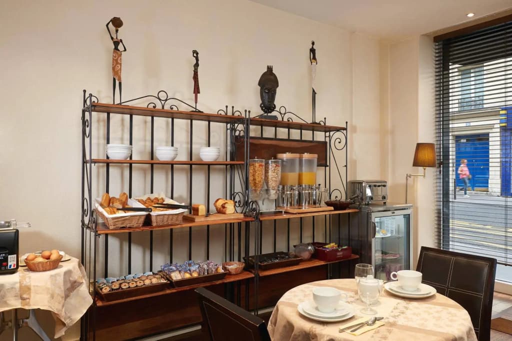 Hotel Antin Saint-Georges - Miniature 8