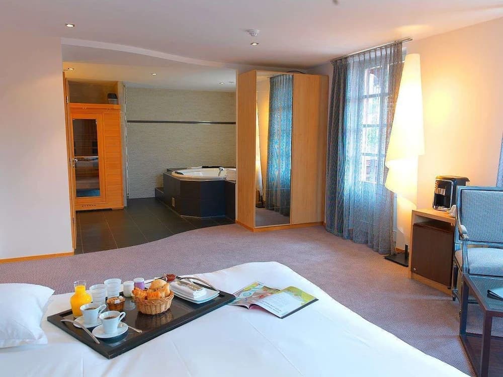 Hotel Restaurant SPA Cheval Blanc Lembach - Photo 2