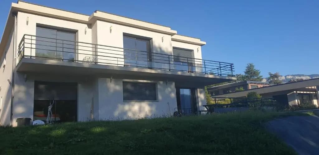 Petit Studio Dans Villa Bord De Lac - Photo 1