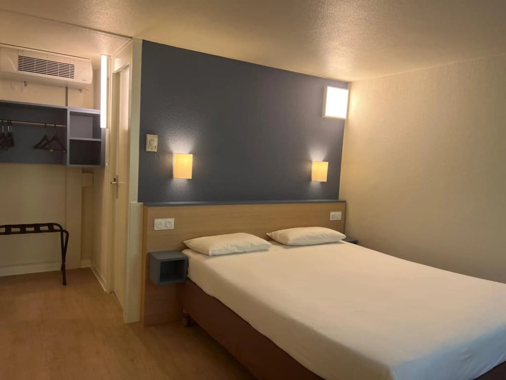 Kyriad Direct Montpellier St Jean de Vedas – La Peyrière - Photo 4