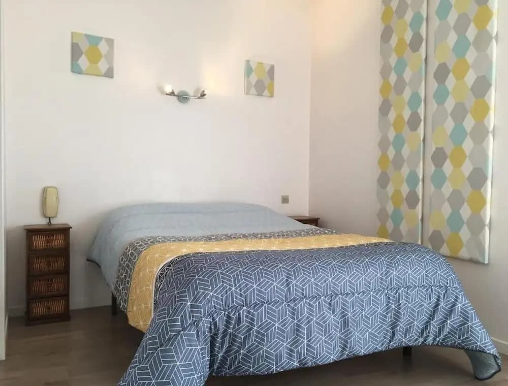 Hôtel côté sud - Photo 3