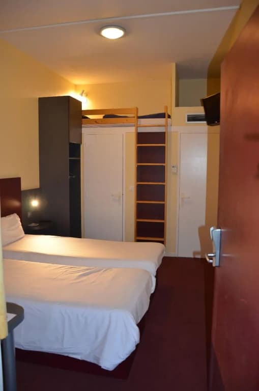 Mape Hotel - Photo 3