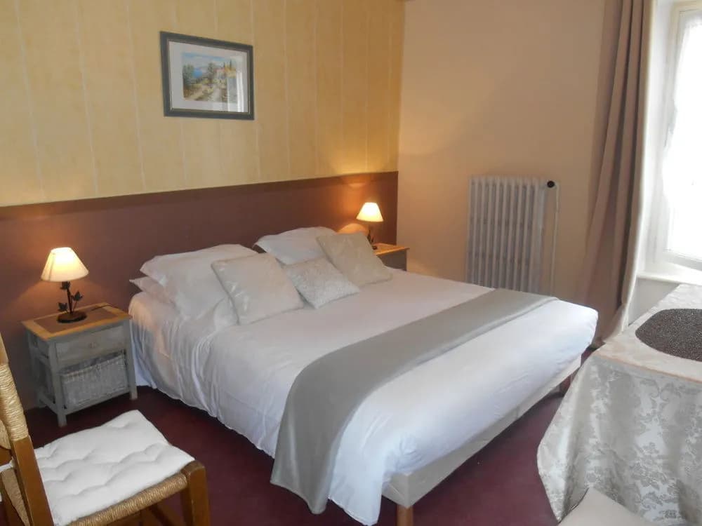 Hotel Restaurant La Gravenne - Photo 2
