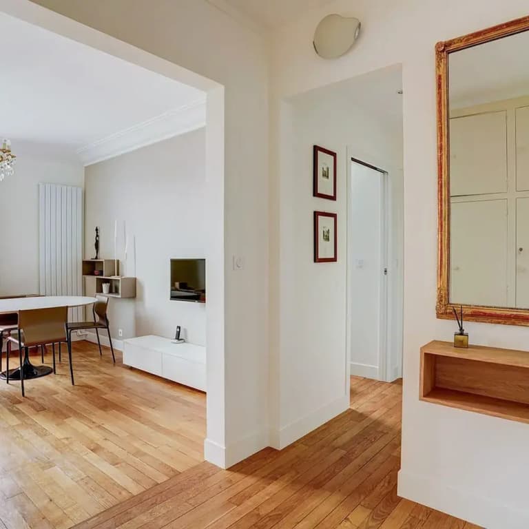 Bright Etoile Bright 2 bed Close to Eiffel Tower Arc the Triomphe et Champs Elysees - Photo 3