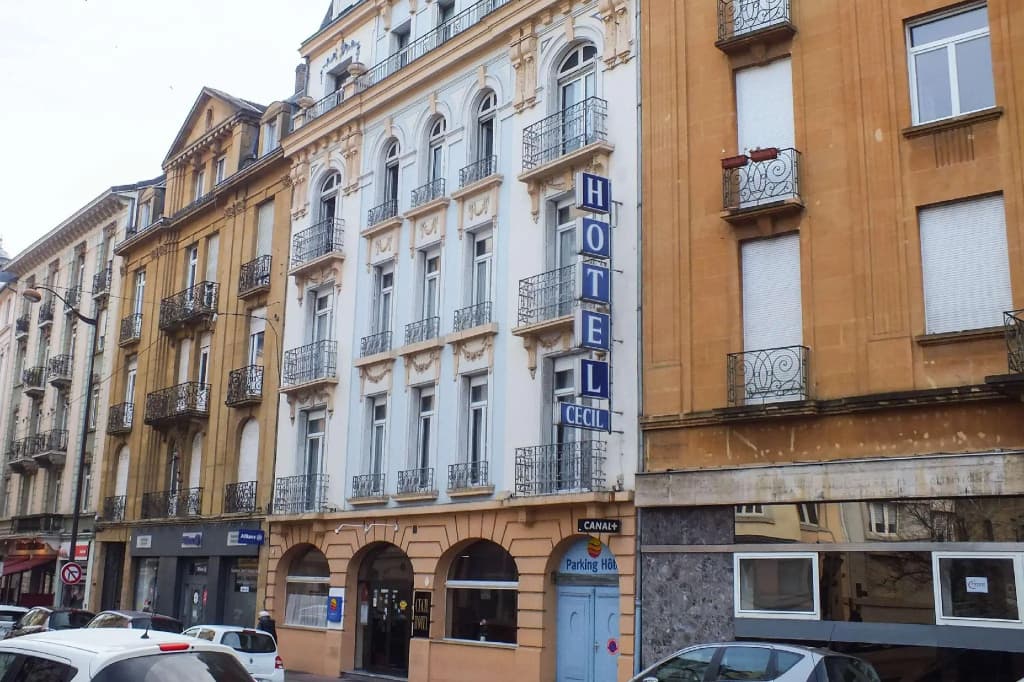 Cecil Metz Gare - Photo 1