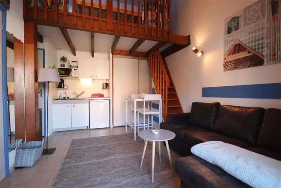 Belle villa climatisée 4 couchages a 100 m de la plage 1 chambre 1 mezzanine terrasse parking dans résidence sécurisée LRV...