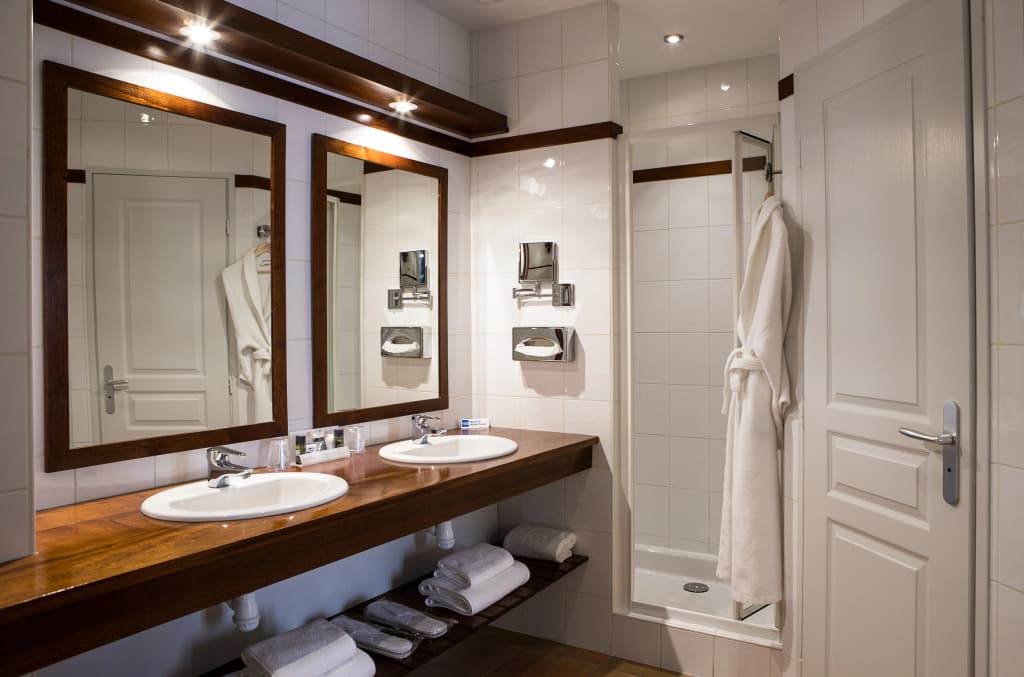Hôtel Majestic - Miniature 8