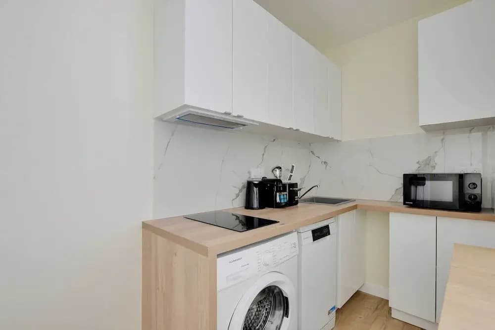Cosy Apartment in Ivry-sur-seine - Miniature 8
