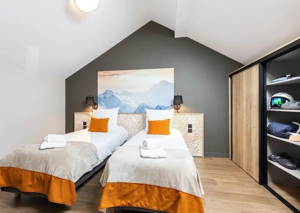 Apartment in France With Ski-in/ski-out Access - Photo 2