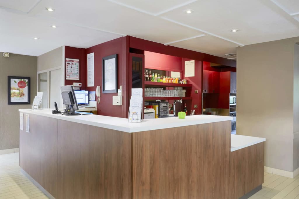 Hotel Campanile Chalon Sur Saone - Photo 2