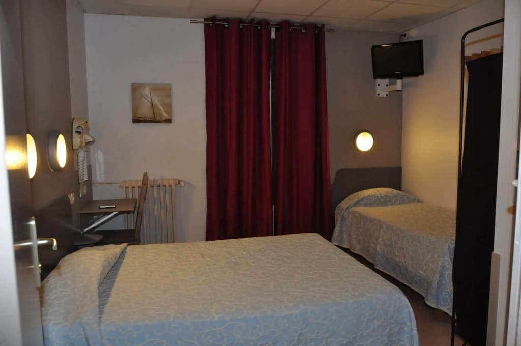 Hôtel Lux - Photo 3
