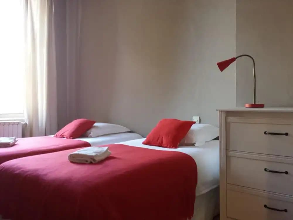 Hôtel La Cauquière - Photo 2