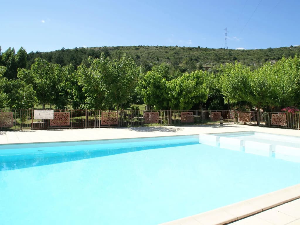 Holiday Home in Les Assions Near Bois de Paiolive - Photo 4
