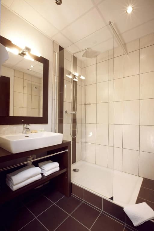 Four Points by Sheraton Reims Cathédrale Hotel - Miniature 7