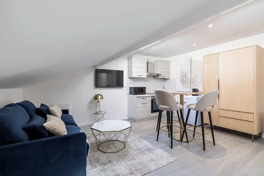 Renovated Studio - Cannes Center - Bright - Miniature 7