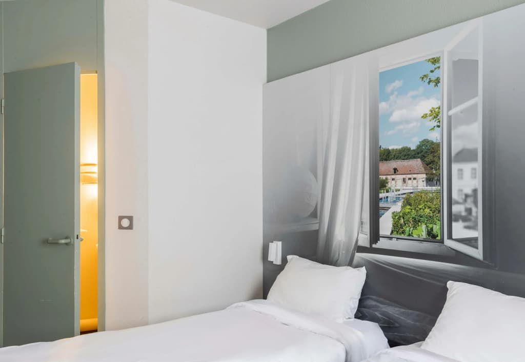 B&B HOTEL Troyes Saint-Parres-aux-Tertres - Photo 4
