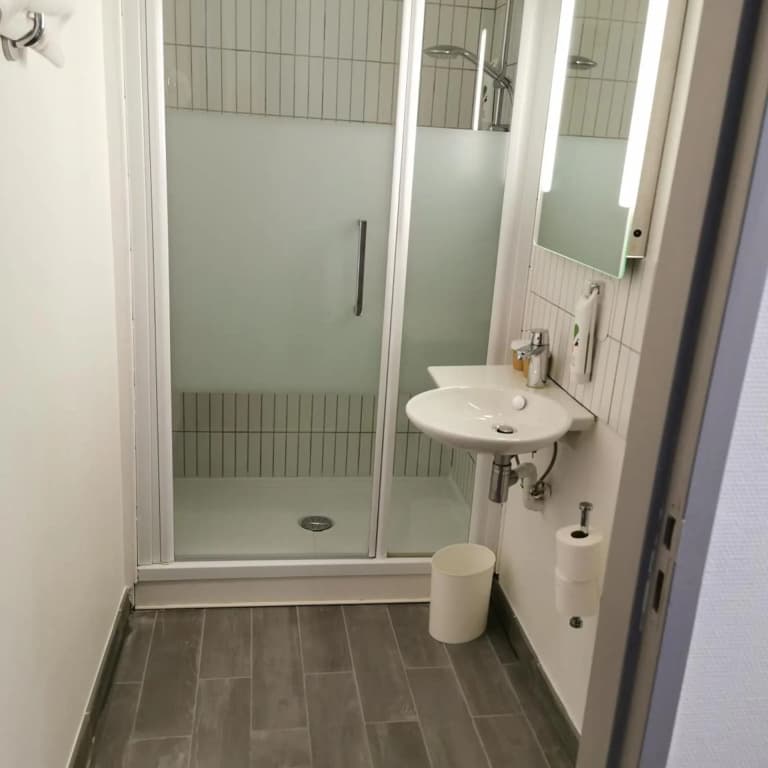 ibis Styles Chambery Centre Gare - Miniature 7