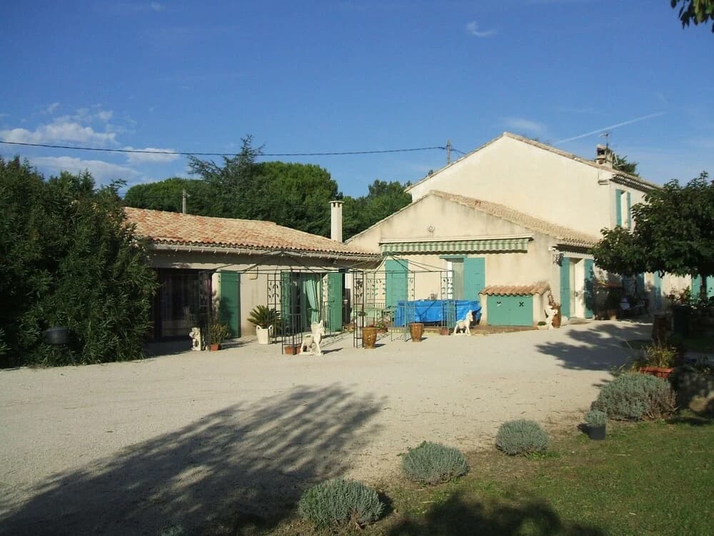 Stunning home in Chateaurenard w/ Outdoor swimming pool, WiFi and Outdoor swimming pool - Miniature 6