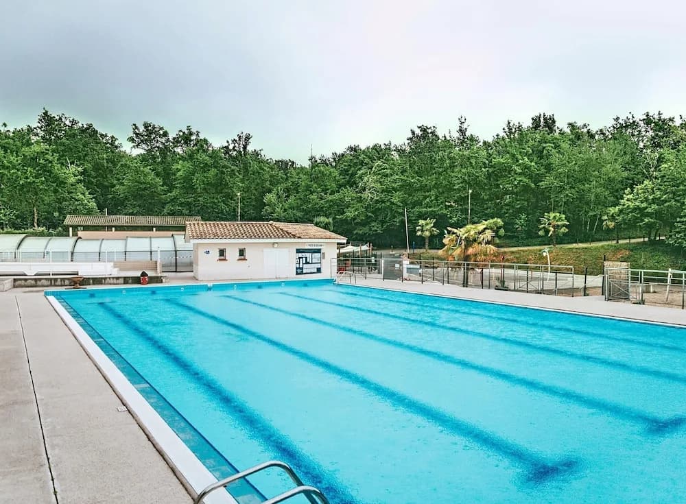 Cottage With Heated Pool in Monclar - Miniature 8