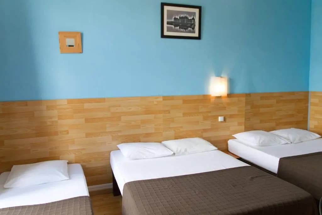 Hotel Le Pavillon - Photo 3