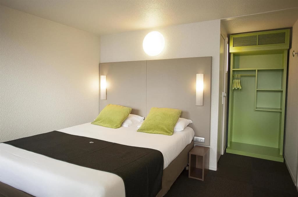 Hotel Campanile Bourges Nord- Saint Doulchard - Miniature 6