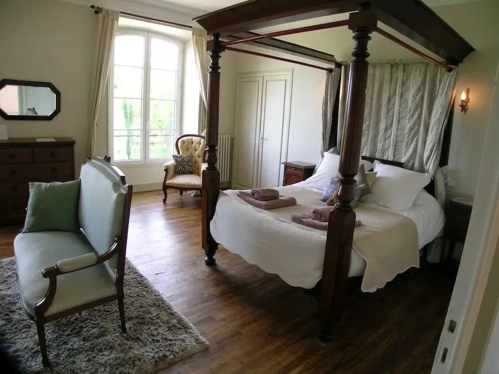 Château du Bourbet - Miniature 6