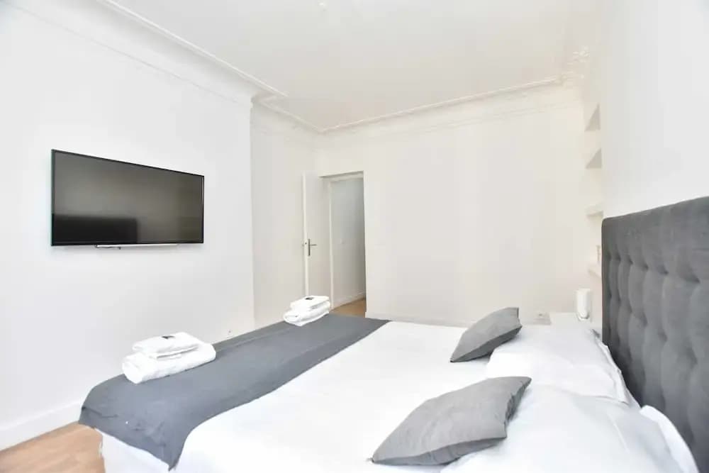 Charming 1br/4p Apartment - Louvre Museum - Photo 2