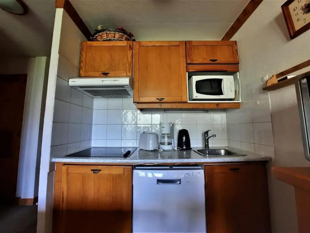 Appartement Les Menuires, 2 pièces, 6 personnes - FR-1-452-8 - Miniature 8