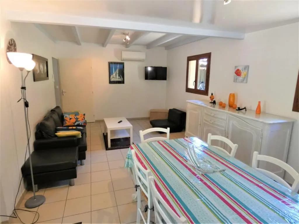 Gîte Léon, 3 pièces, 4 personnes - FR-1-360-428 - Photo 2