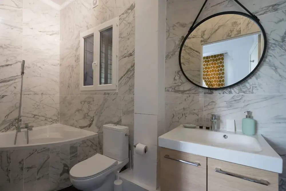 Family Apartment - 3br/10p - Trocadero - Miniature 8