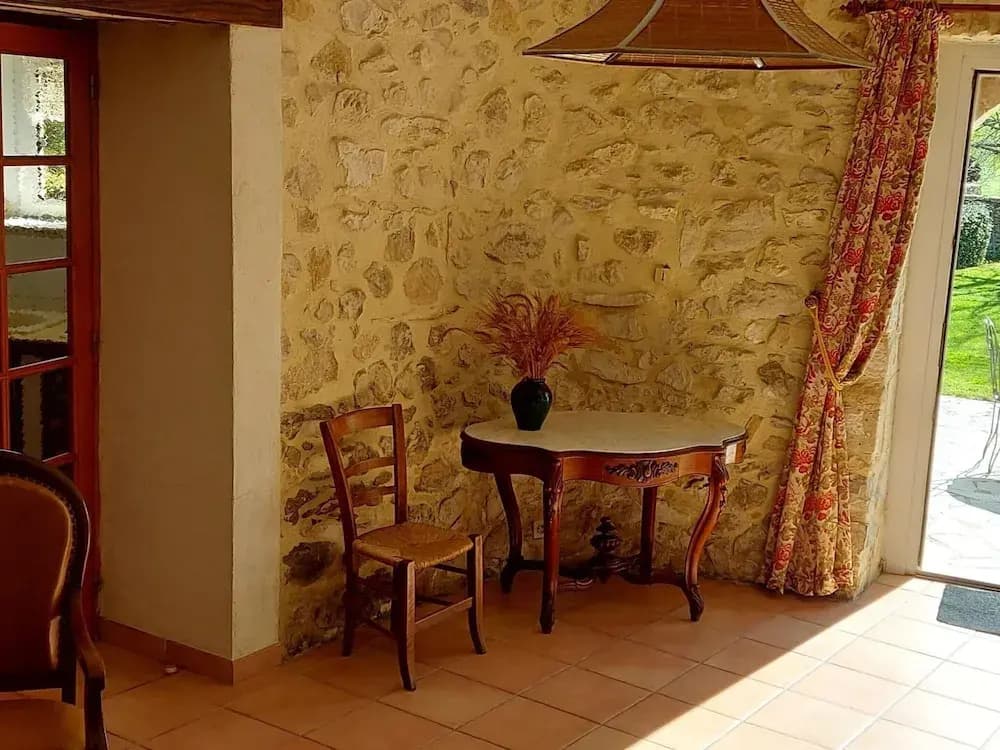 Country House in Lussan Near Pont du Gard - Miniature 6