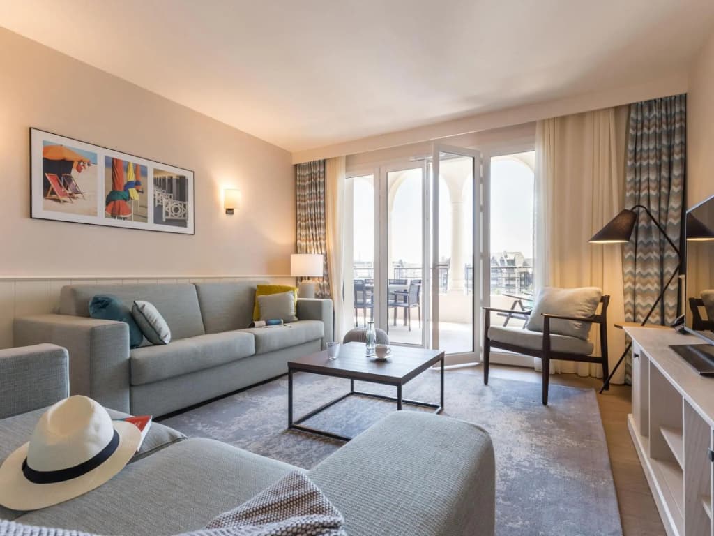 Apartment 8 Pers., Port View, Residence Presqu'ile de la Touques, Deauville - Photo 3
