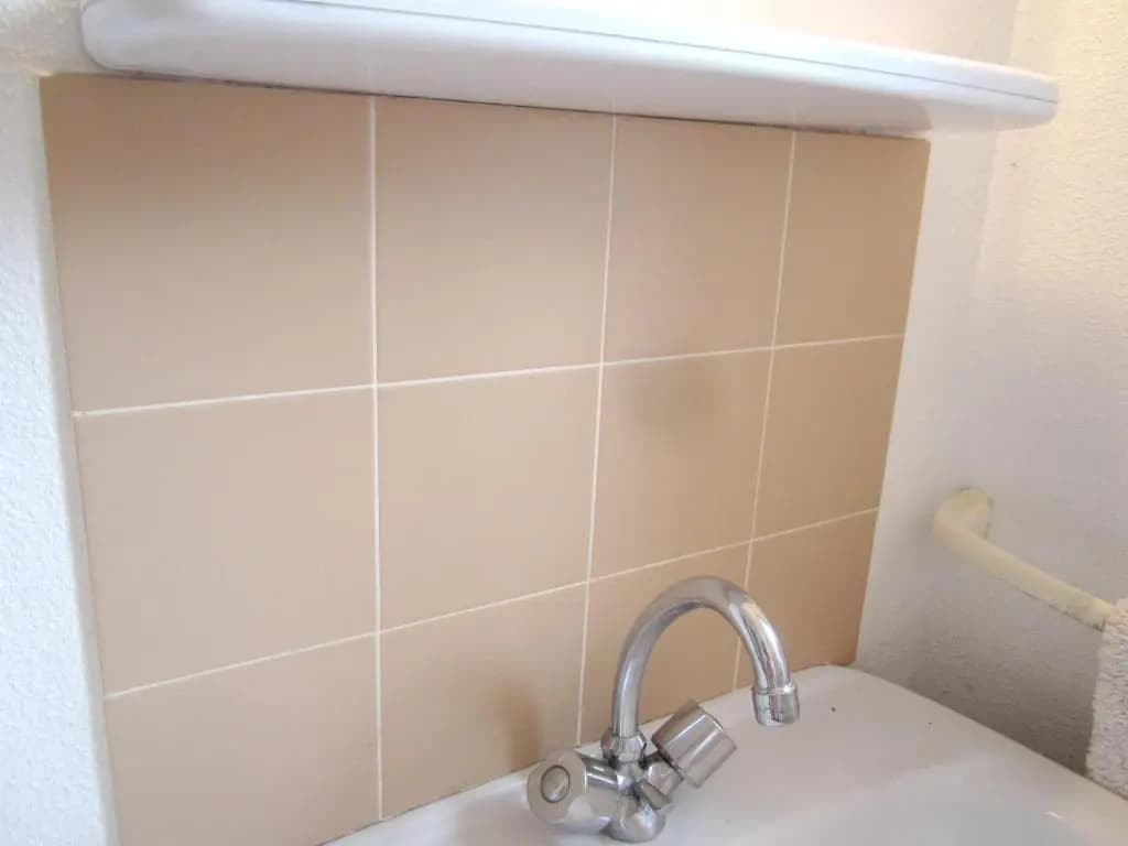Maison de 2 chambres avec piscine partagee terrasse amenagee et wifi a Estang - Photo 4