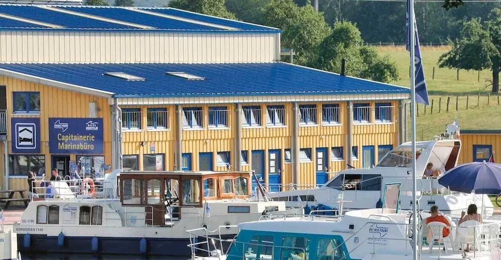 Budget Apartments at Niderviller Harbor by Kuhnle-Tours - Photo 3
