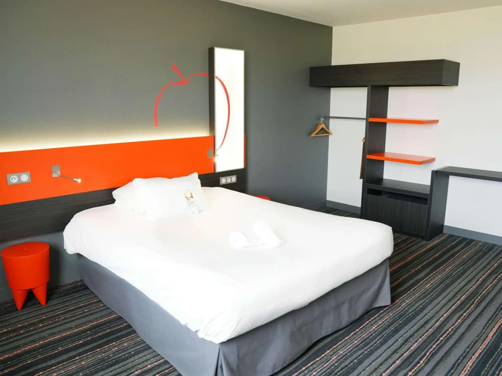 Ibis Styles Caen Centre Gare - Photo 3