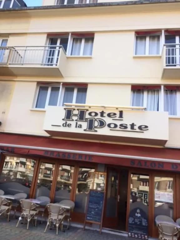 Hôtel De La Poste - Photo 1