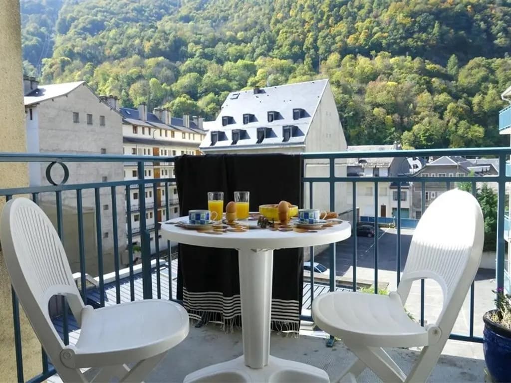 Appartement Bagnères-de-Luchon, 2 pièces, 4 personnes - FR-1-313-187 - Photo 1