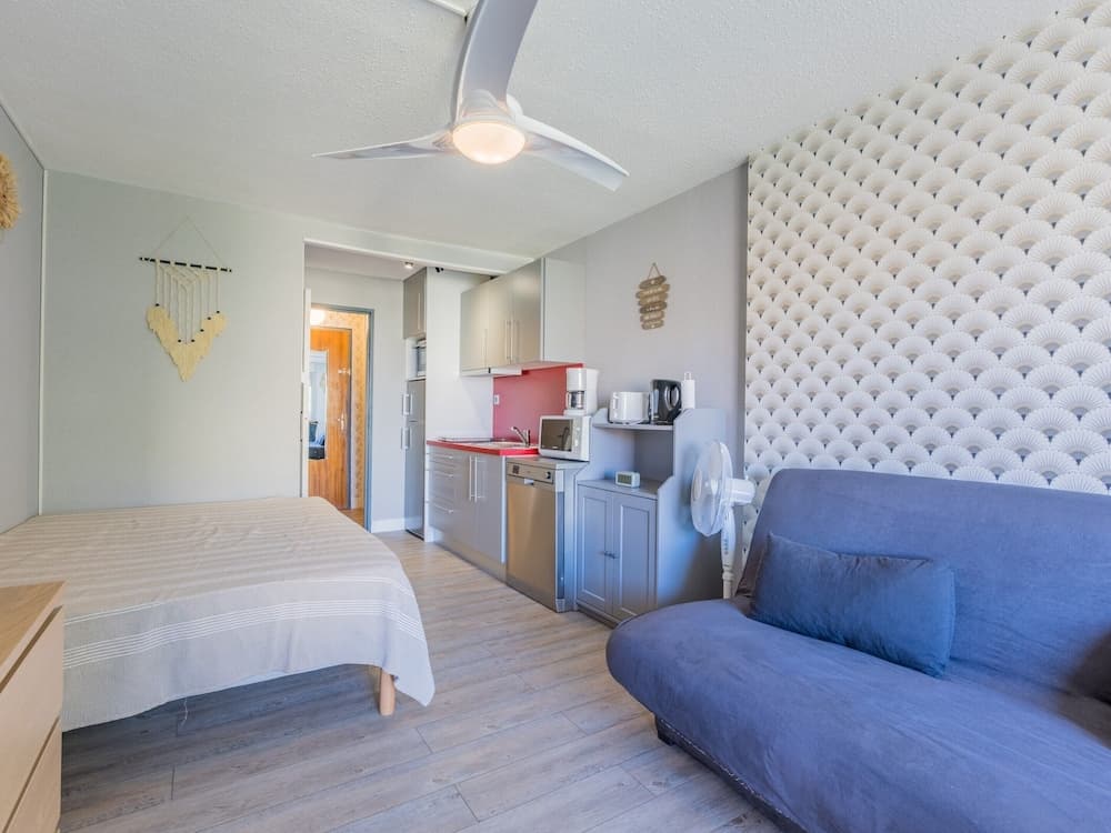 Cosy Apartment Near Sandy Beach - Photo 5