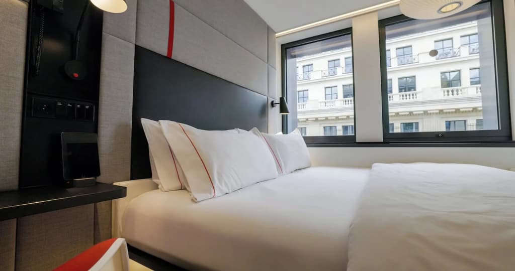 citizenM Paris Champs-Élysees Hotel - Photo 4