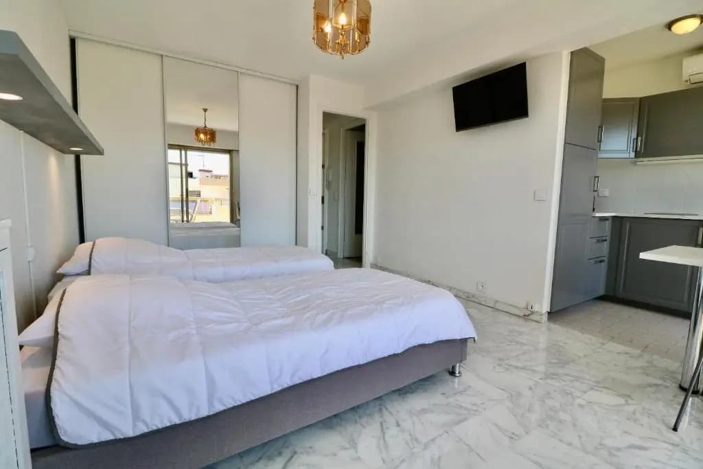 2 bedroom & studio Palais Royal 2 mins from Croisette and Carlton - Photo 5