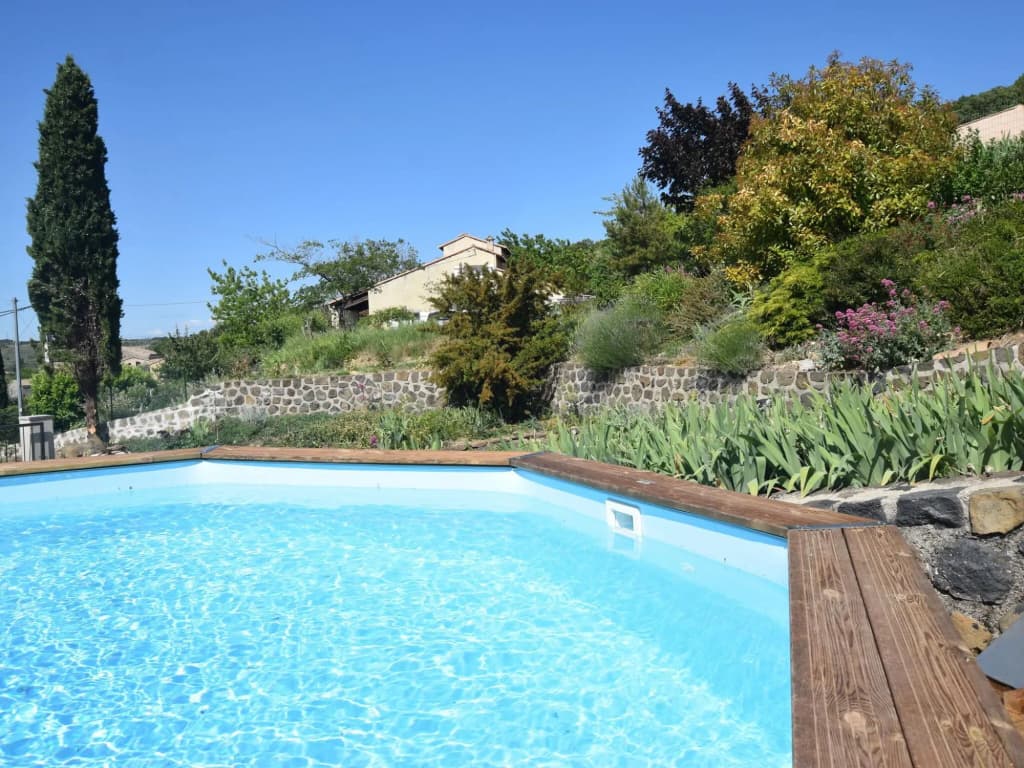 Relaxing Retreat in Saint-pons - Miniature 8
