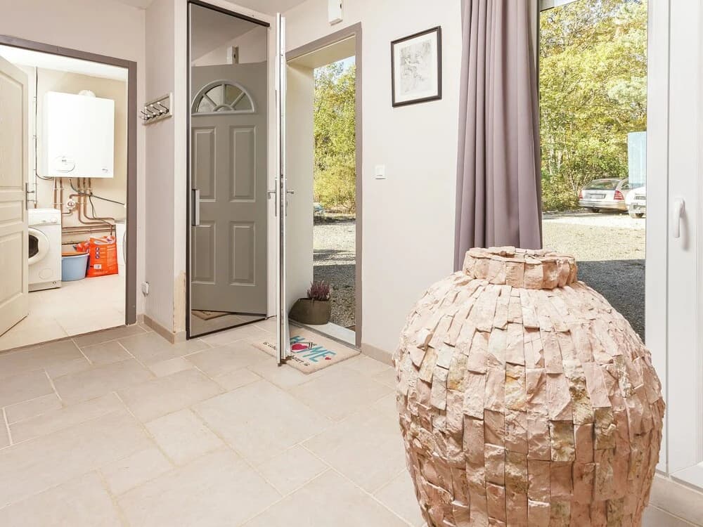 Luxury Villa in Cazals with Swimming Pool - Photo 2