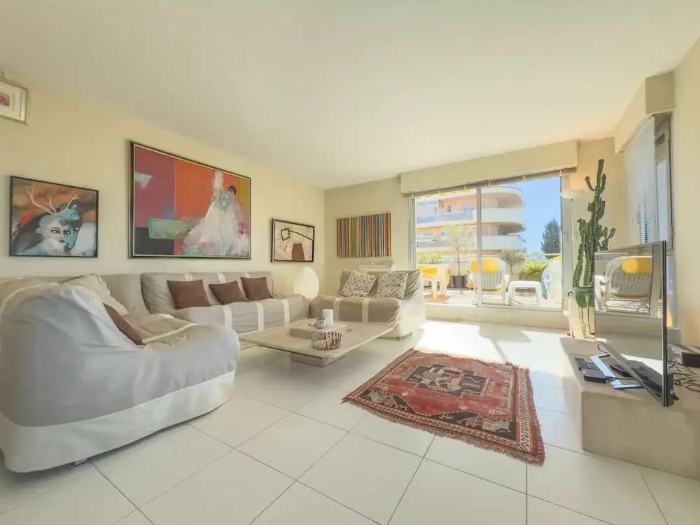L Artiste in Cannes With 3 Bedrooms and 3 Bathrooms - Photo 2