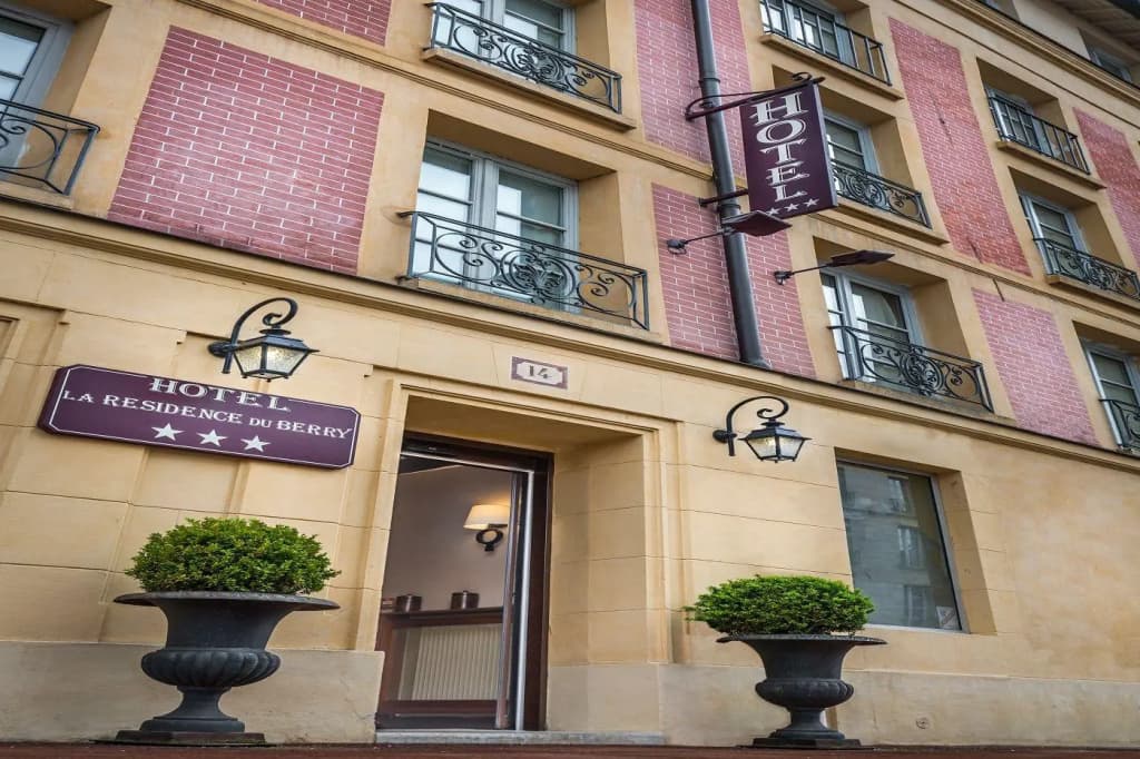 Hotel la Residence du Berry - Photo 1